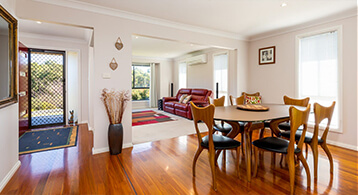 Interior Painters Auckland - Dining Room Painting